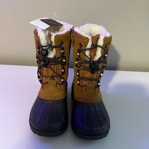 NWT Lands Ends snow boots